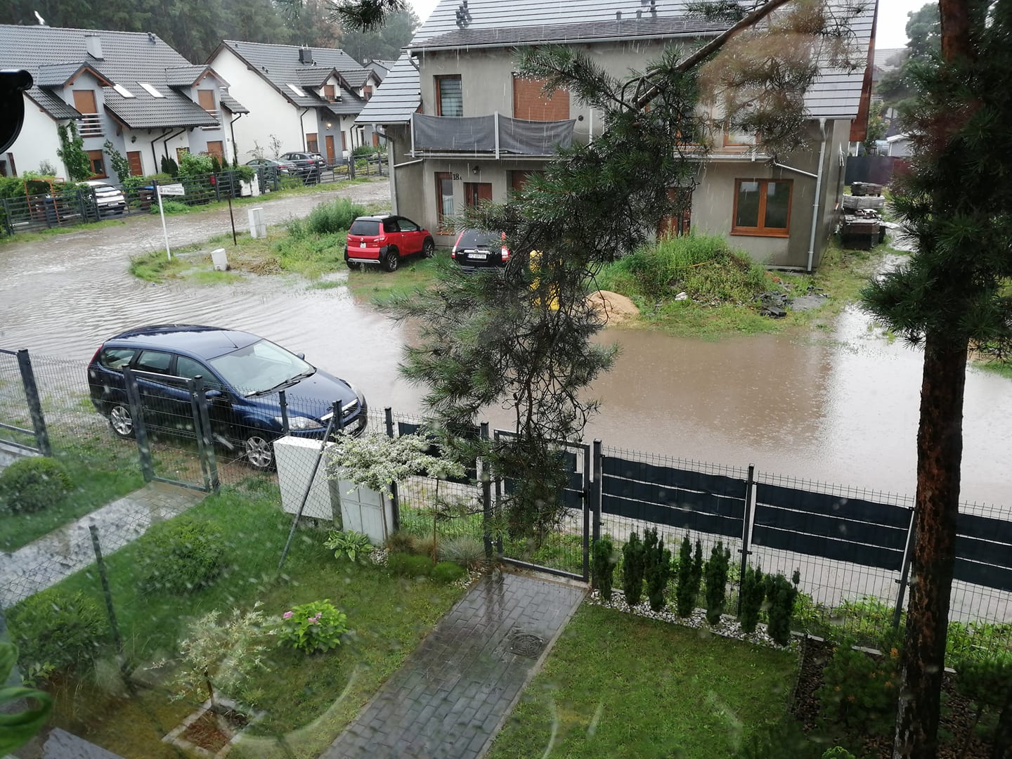 Region tonie w deszczu. Podtopienia w gminie Mosina [zdjęcia]